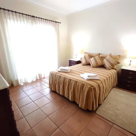 Sweet Lux Vau ポルティマン